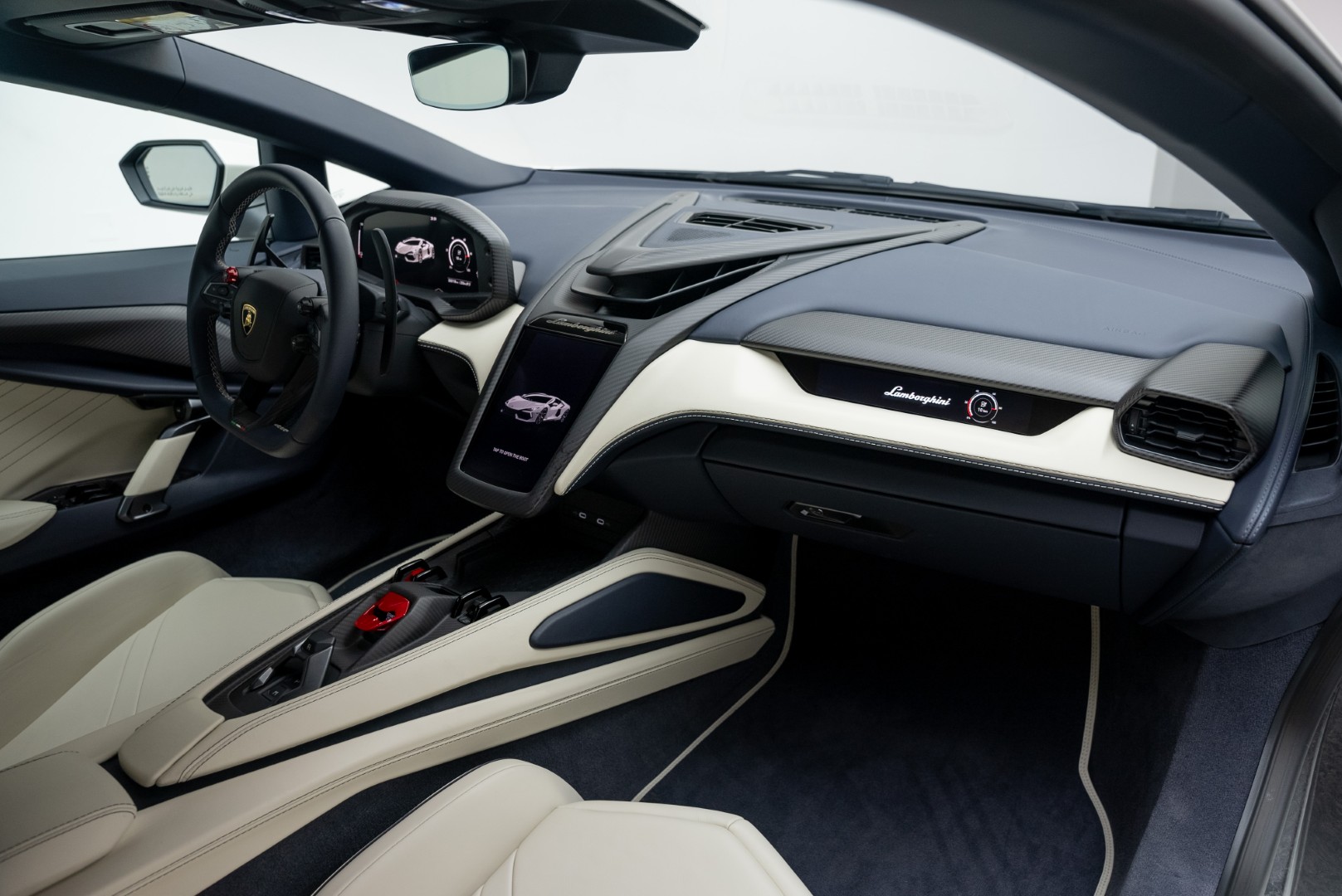 2024 LAMBORGHINI REVUELTO. FULL CARBON FIBER. STUNNING SPEC. MAIN DEALER WARRANTY AND SERVICE.